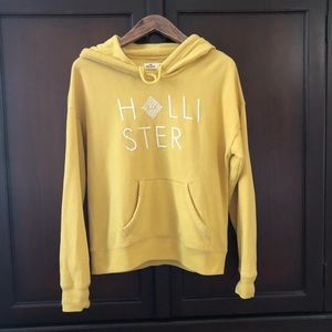 HOLLISTER Yellow Women’s Hoodie (Medium)